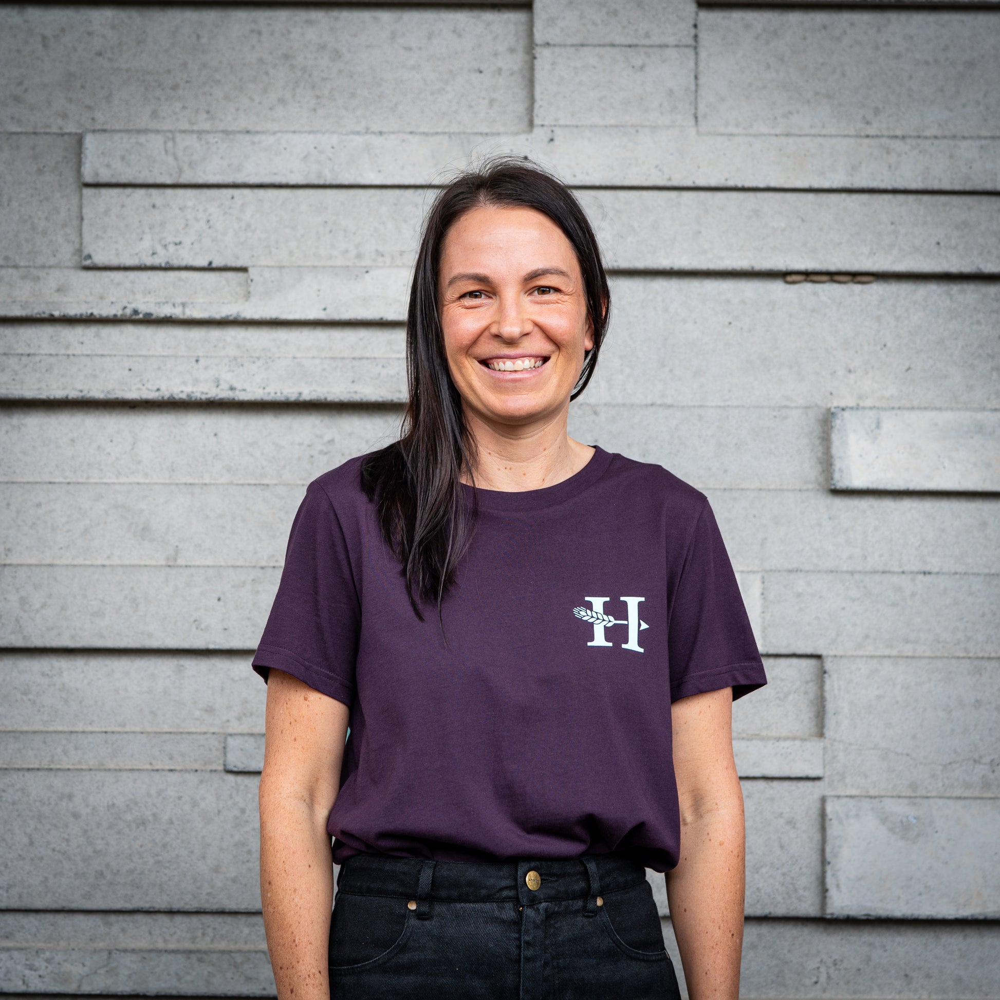 OG Logo Women's T-Shirt | Plum - Heads of Noosa Brewing Co.